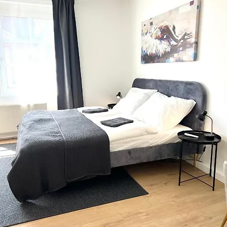 Appartement Isabellas: Near To Trainstation